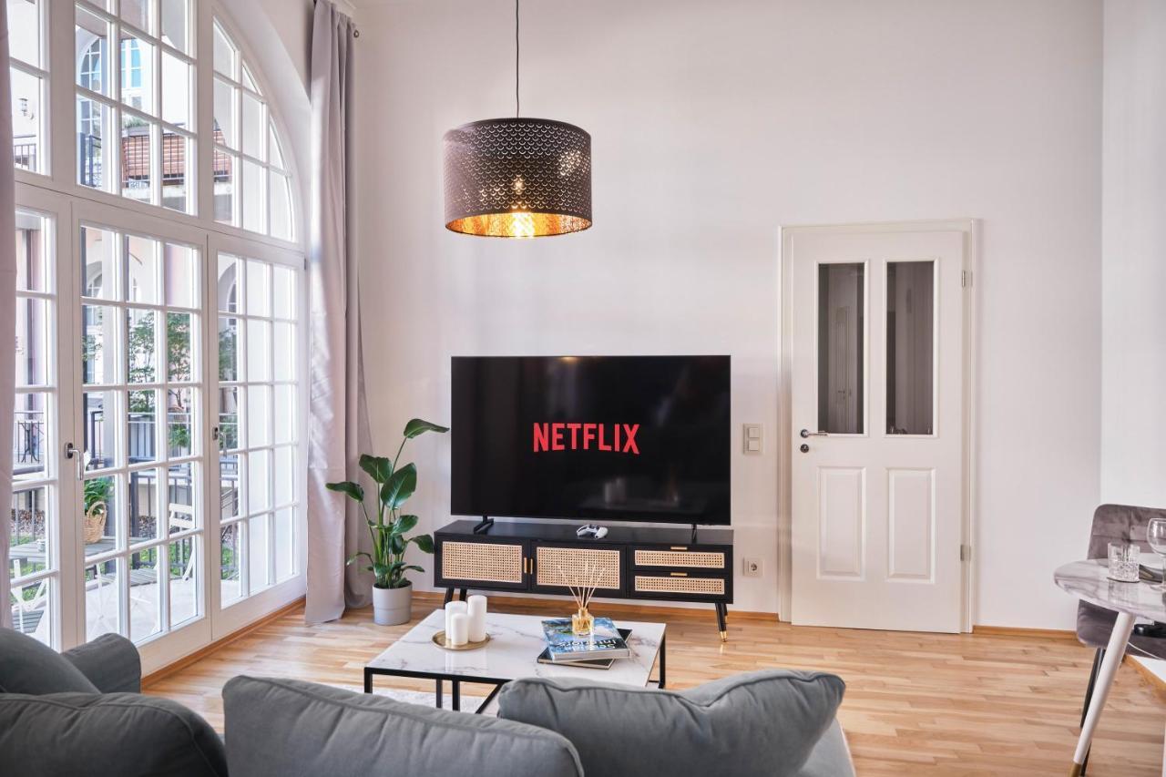 Historisches Deluxe Apartment Im Marianum Neuss Extérieur photo